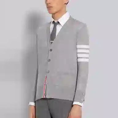 THOM BROWNE V