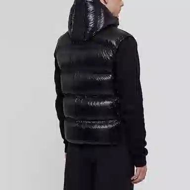 Moncler SS21