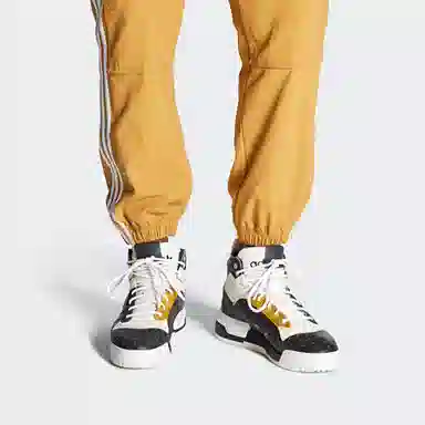 adidas Rivalry RM Chi