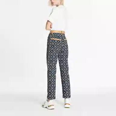 LOUIS VUITTON LV Logo