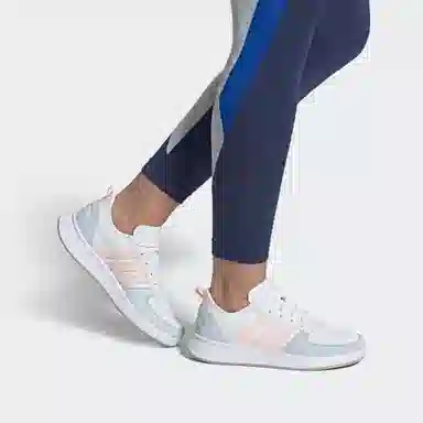 adidas Court80s