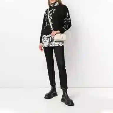 MARC JACOBS Snapshot