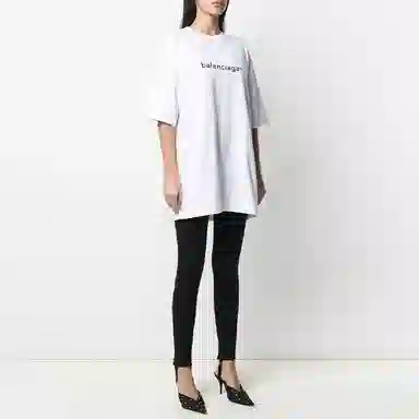 Balenciaga SS21 T