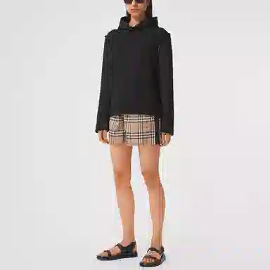 Burberry Shorts Beige