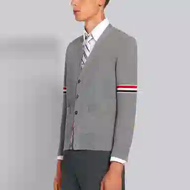 THOM BROWNE V
