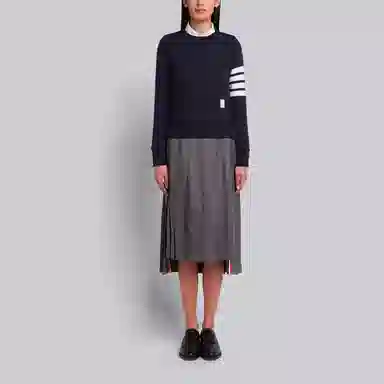 THOM BROWNE Logo