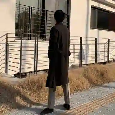 SHANTREE Long Sleeve Coat