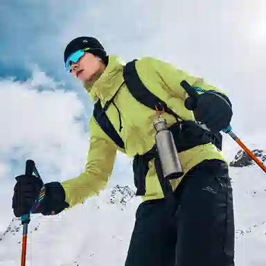 Pioneer Camp Snow Mink Series