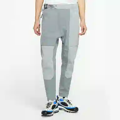 Nike Sportswear Tech Pack