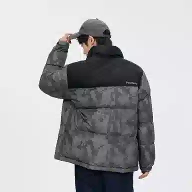 x Keith Haring 90logo