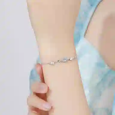 S925