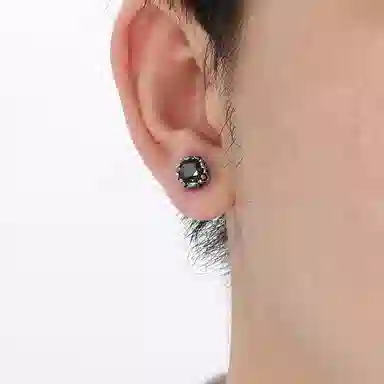 S925