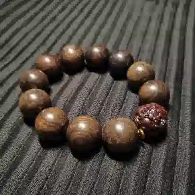 卓禹 【蛇年大吉】招财转运貔貅佛珠国风盘玩 新中式小众设计款配饰 核心产区陈化库藏料 金丝檀木 手串 男女同款情侣款