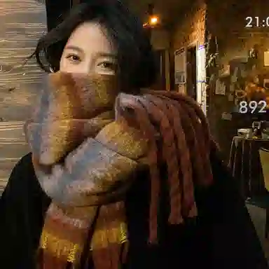 纳兰杜 韩版渐变色秋冬保暖加厚披肩高级感休闲学生潮流软糯感 聚酯纤维 绒线围巾 男女同款情侣款 浅灰色/绿色/咖色