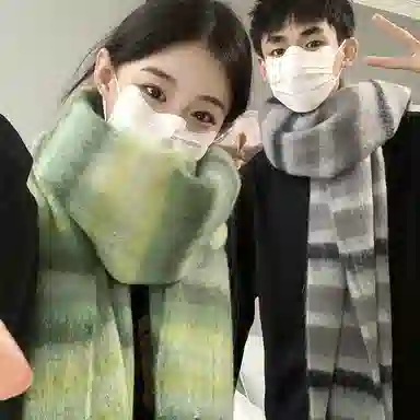 纳兰杜 韩版渐变色秋冬保暖加厚披肩高级感休闲学生潮流软糯感 聚酯纤维 绒线围巾 男女同款情侣款 浅灰色/绿色/咖色