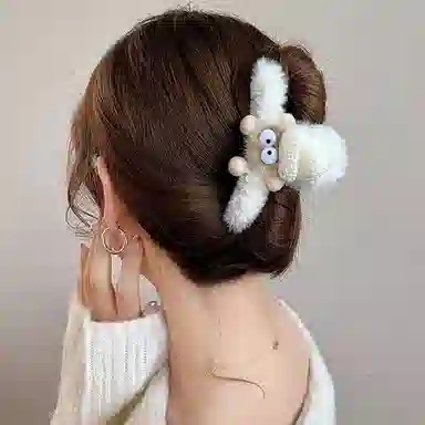 零界 毛绒煤球大眼鲨鱼夹设计感立体玩偶萌趣可爱日常出行头饰 涤纶 发夹 女款