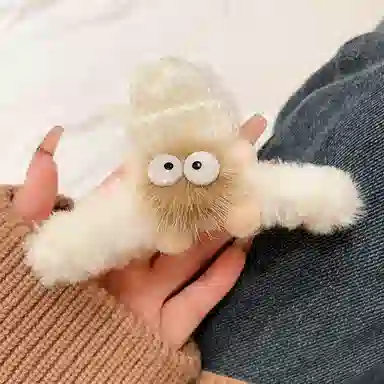 零界 毛绒煤球大眼鲨鱼夹设计感立体玩偶萌趣可爱日常出行头饰 涤纶 发夹 女款