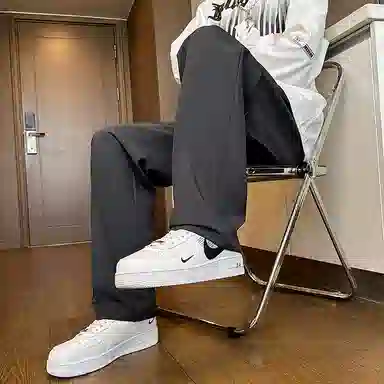 Fakeyoung