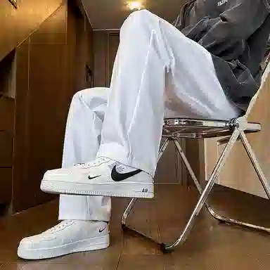 Fakeyoung