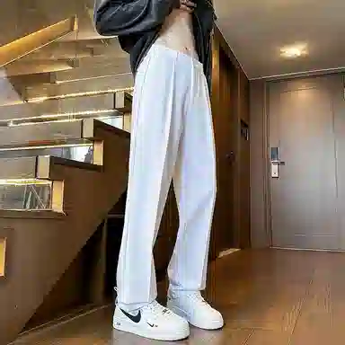 Fakeyoung