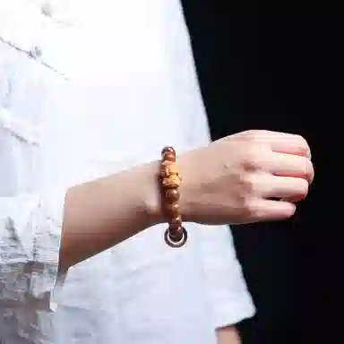 書卓 搭配古法金 念珠转运珠 五路财神民族风 招财纳福 国潮新中式 盘玩#好运 白玉菩提 手串 男女同款情侣款