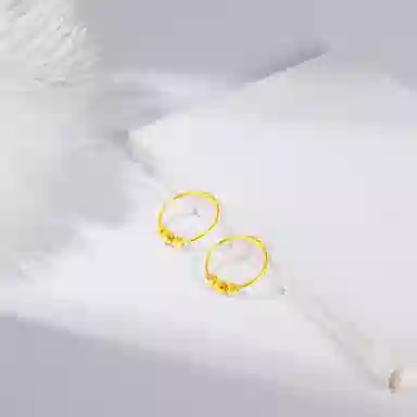 999