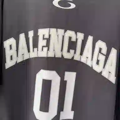 Balenciaga FW24 T
