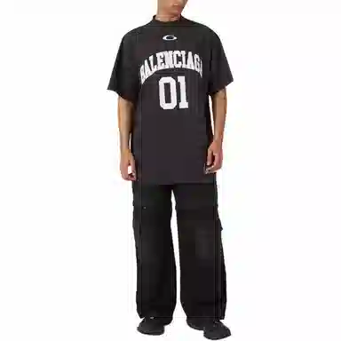 Balenciaga FW24 T