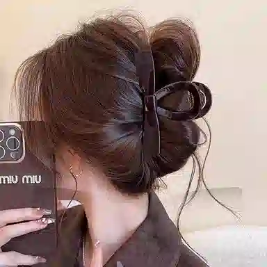 零界 蝴蝶结简约亮面抓夹优雅复古大气百搭日常通勤出行头饰 亚克力 发夹 女款