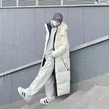 TEN MIRO