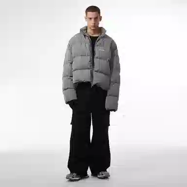 11ESTRANGER ASTRANGER
