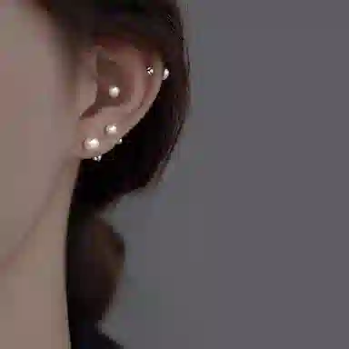 S925