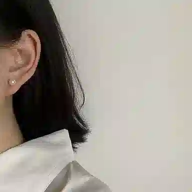 S925