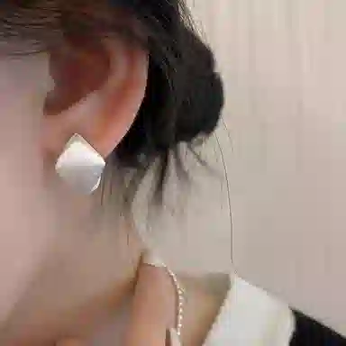 TRVMOE 999