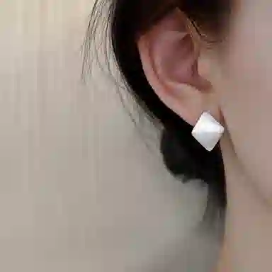 TRVMOE 999