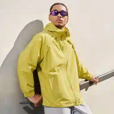 UZIS
