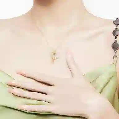 S925