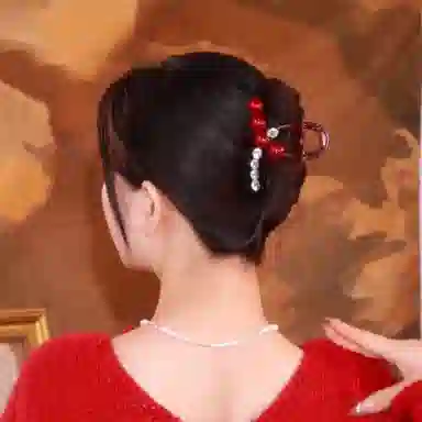 丹琴 本命年红色抓夹红豆珠珠高级感后脑勺盘发卡夹子鲨鱼夹发饰 亚克力 发夹 女款