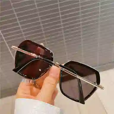 优幽兰 户外旅行街拍遮阳防晒开车骑行防紫外线 蝶形 太阳眼镜 男女同款情侣款