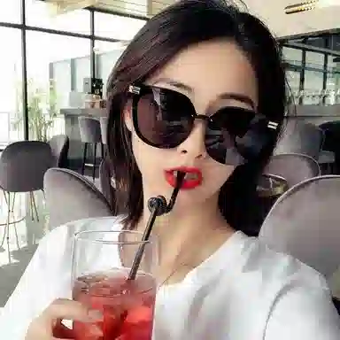 优幽兰 大脸显小百搭时尚墨镜大框防晒眼镜学生骑行简约小众户外旅行防紫外线 猫眼 太阳镜 男女同款情侣款