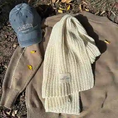 优幽兰 秋冬季韩版百搭时尚学生潮流实用防风防寒高级感穿搭大牌礼盒装 绒线围巾围脖 男女同款情侣款