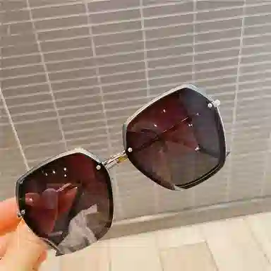 优幽兰 户外旅行街拍遮阳防晒开车骑行防紫外线 蝶形 太阳眼镜 男女同款情侣款