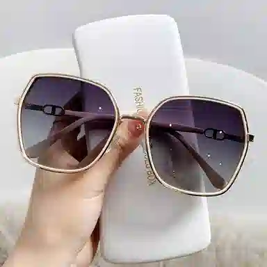 优幽兰 百搭小众全框高级感显脸小帅气个性遮阳墨镜韩版街拍防晒大脸素颜圆脸气质渐变时髦旅游穿搭 方形 太阳眼镜 女款