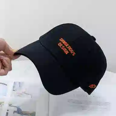 优幽兰 韩版字母刺绣日系纯色文艺风 棉 再生纤维素纤维 鸭舌帽 男女同款情侣款