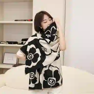 优幽兰 时尚百搭高级感山茶花双面 韩版气质小香风轻奢披风外搭法式高颜值空调房办公室保暖 绒线围巾 女款