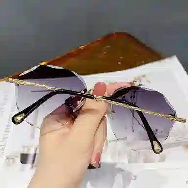 优幽兰 小众设计感防紫外线开车驾驶潮流学生旅行夏旅行 椭圆形 太阳镜眼镜墨镜 男女同款情侣款