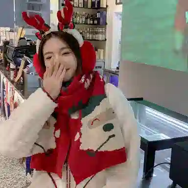 优幽兰 设计感大脸老人图案保暖针织加厚护脖子防风防寒百搭时尚 绒线围巾 女款