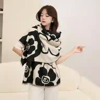 优幽兰 时尚百搭高级感山茶花双面 韩版气质小香风轻奢披风外搭法式高颜值空调房办公室保暖 绒线围巾 女款