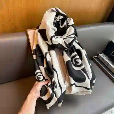 优幽兰 时尚百搭高级感山茶花双面 韩版气质小香风轻奢披风外搭法式高颜值空调房办公室保暖 绒线围巾 女款