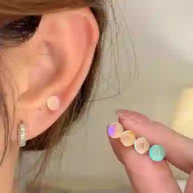 余笙情 闪耀华子 气质简约小众设计高级感 光面立体璀璨爆闪锆石彩色多巴胺日常百搭小巧耳饰 小众百搭 合金 耳钉 男女同款情侣款